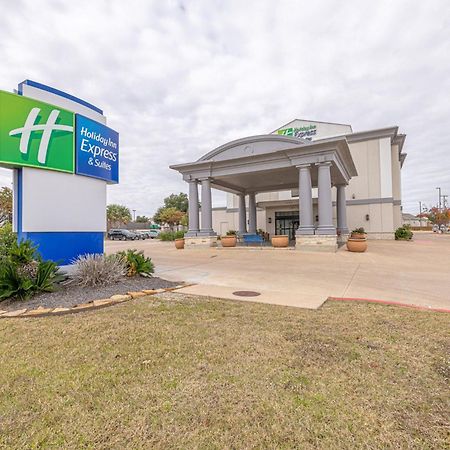 Holiday Inn Express & Suites College Station By Ihg Exterior photo